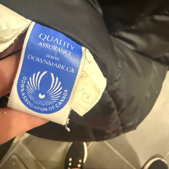 Canada Goose Black Fur-Trim Hooded Parka - Picture 6 of 9